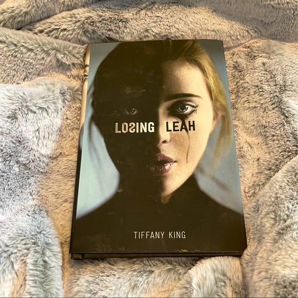 Other - Losing Leah by Tiffany King - Book - Like New